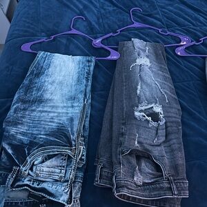 Me s skinny jeans. Great quality just can’t fit them anymore